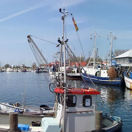 41 Weisse Am Schwanenteich Og Rechts * Burg auf Fehmarn